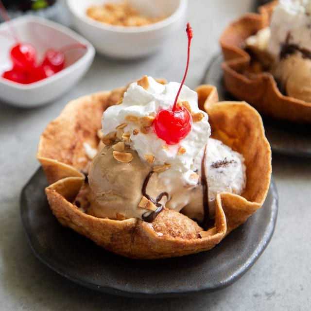Sopapilla Ice Cream Bowl.