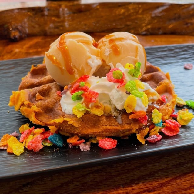 Concha Ice Cream Waffle.